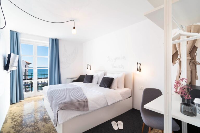 ART HOTEL TARTINI Doppelzimmer PLUS mit Meerblick und Balkon11